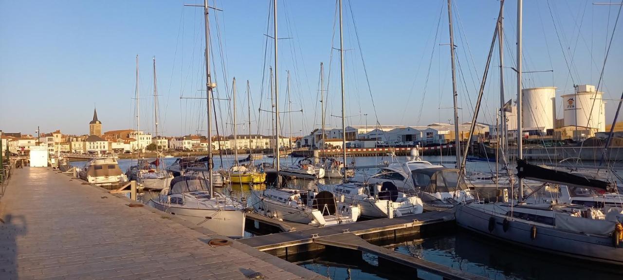Hotel Sables D'O Et Son Restaurant Le 16 Bis Les Sables-dʼOlonne Exterior foto