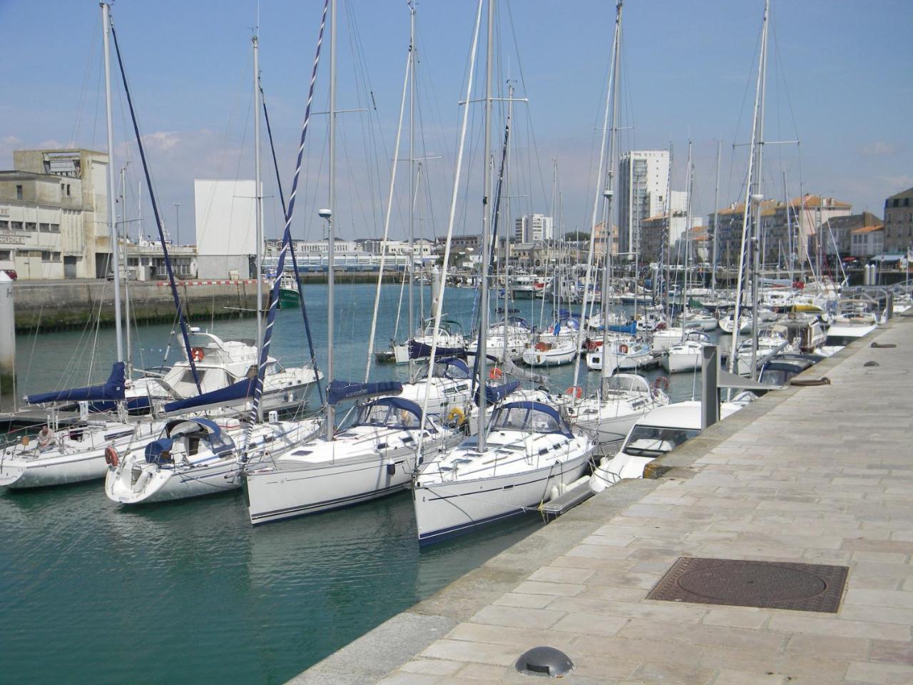 Hotel Sables D'O Et Son Restaurant Le 16 Bis Les Sables-dʼOlonne Exterior foto